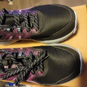 Women's Black and Purple Asics